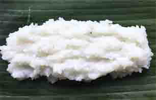 lontong_indonesian dish